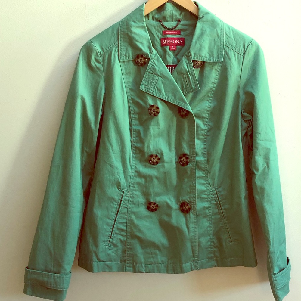 Lightweight jacket